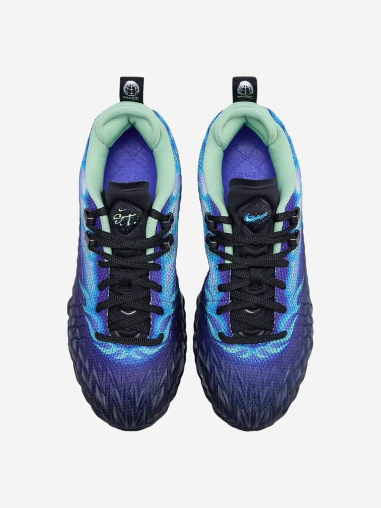 Кроссовки мужские Nike S.T. Charge EP