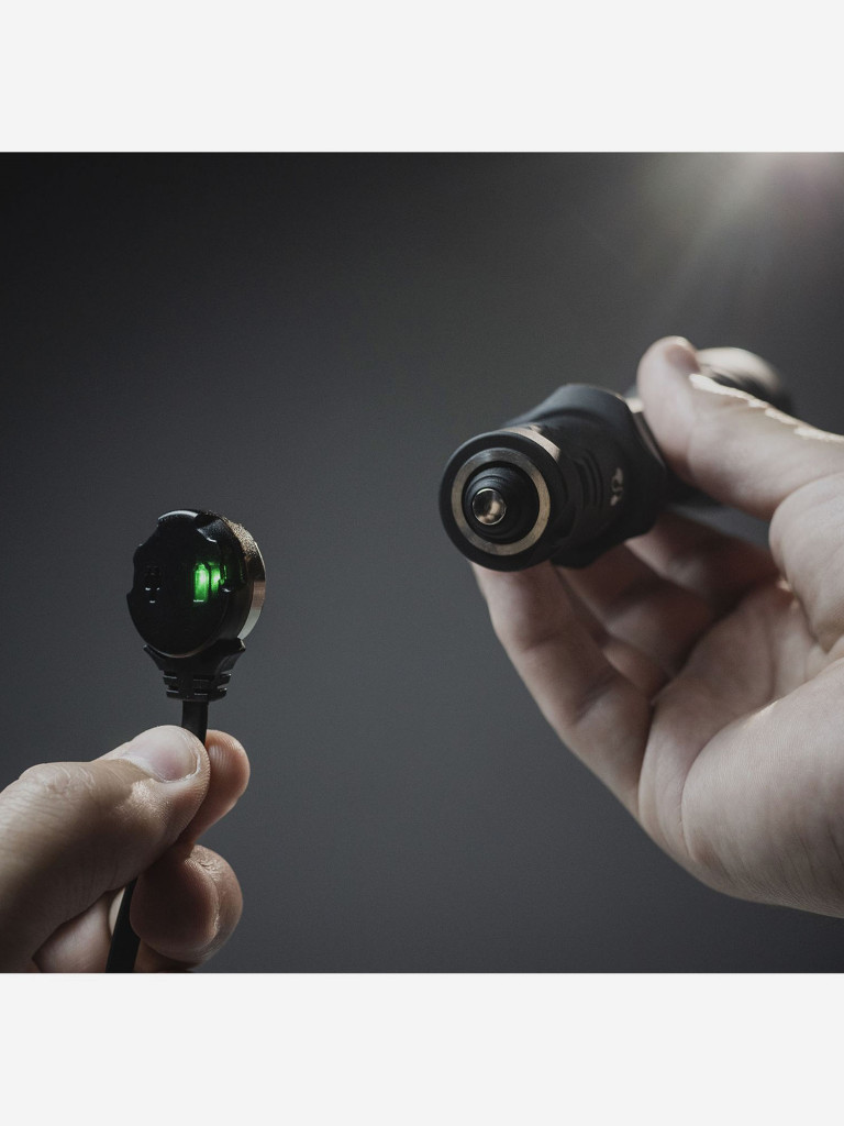 Магнитное зарядное устройство Armytek AMC-03 для фонарей с функцией Magnet USB
