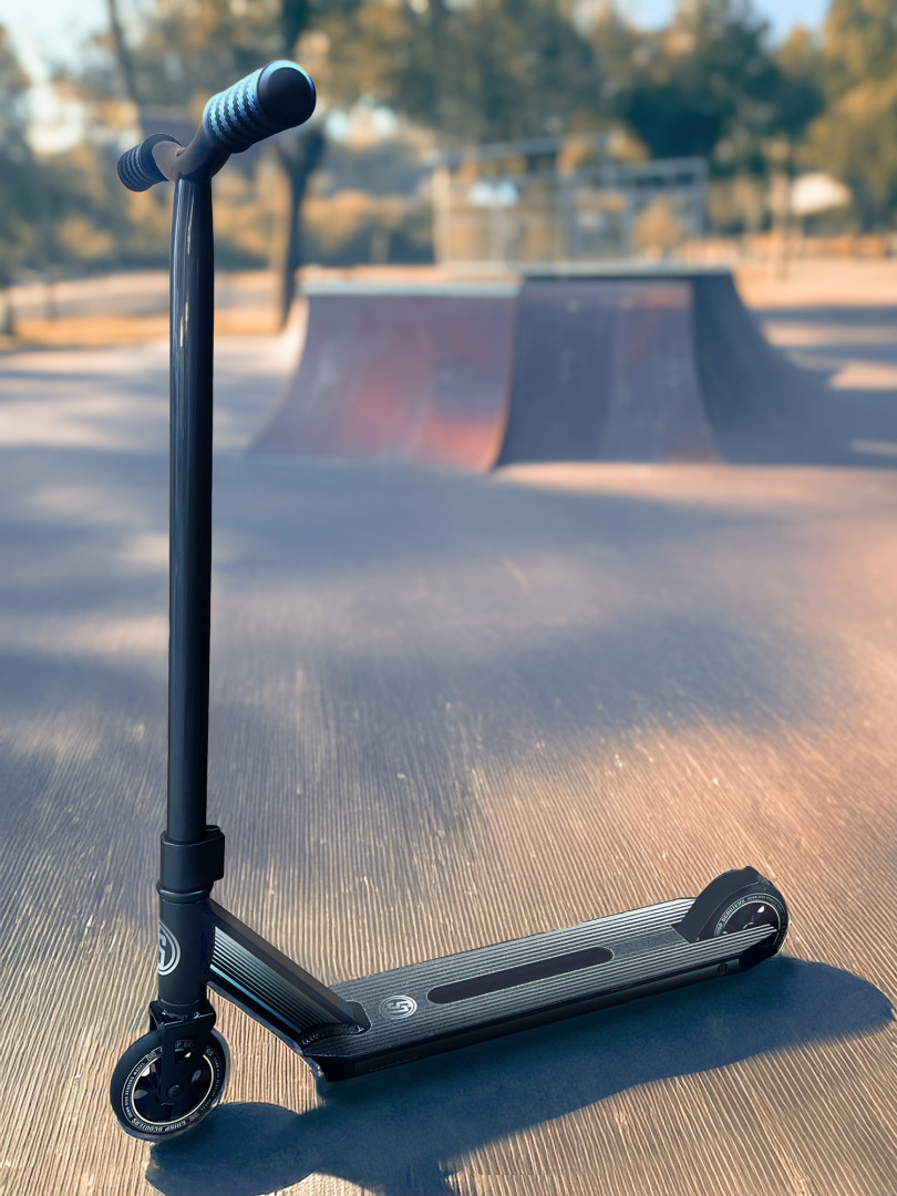 Самокат Crisp Blitz Синий 10159₽