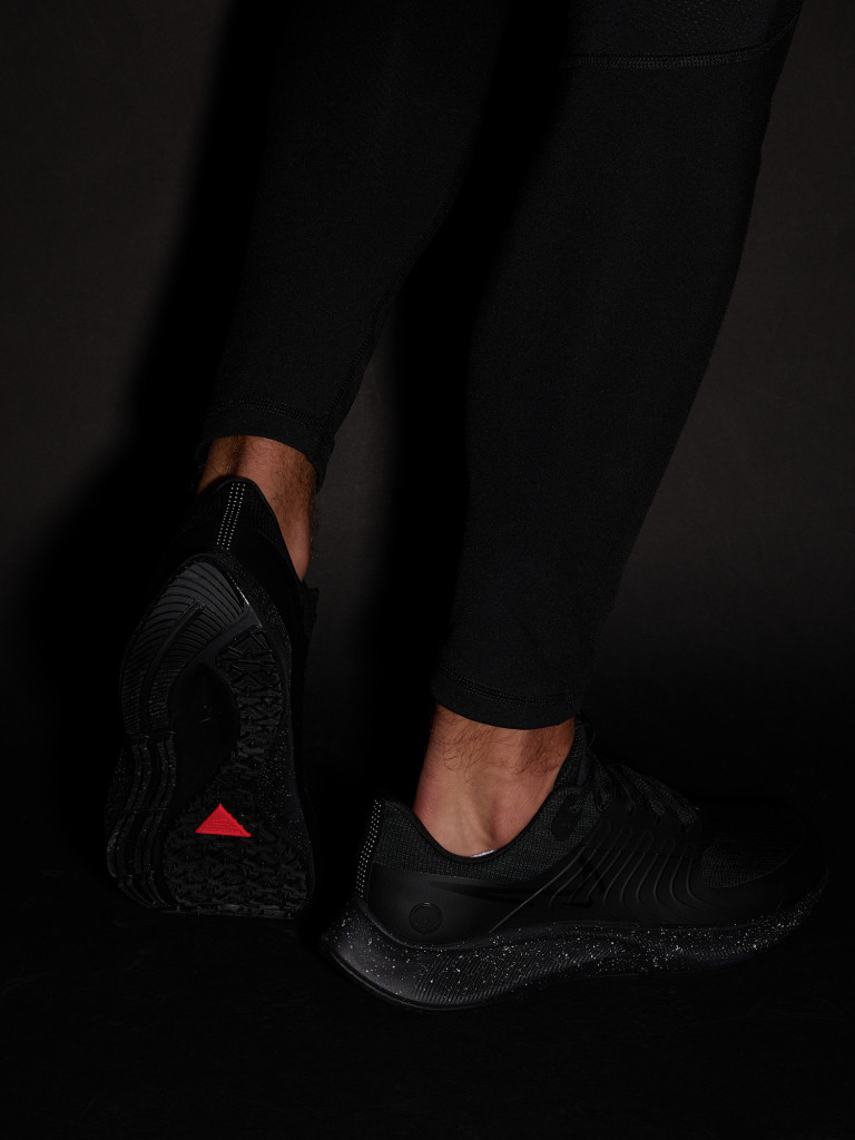 Кроссовки мужские Nike AIR ZOOM PEGASUS 38 SHIELD