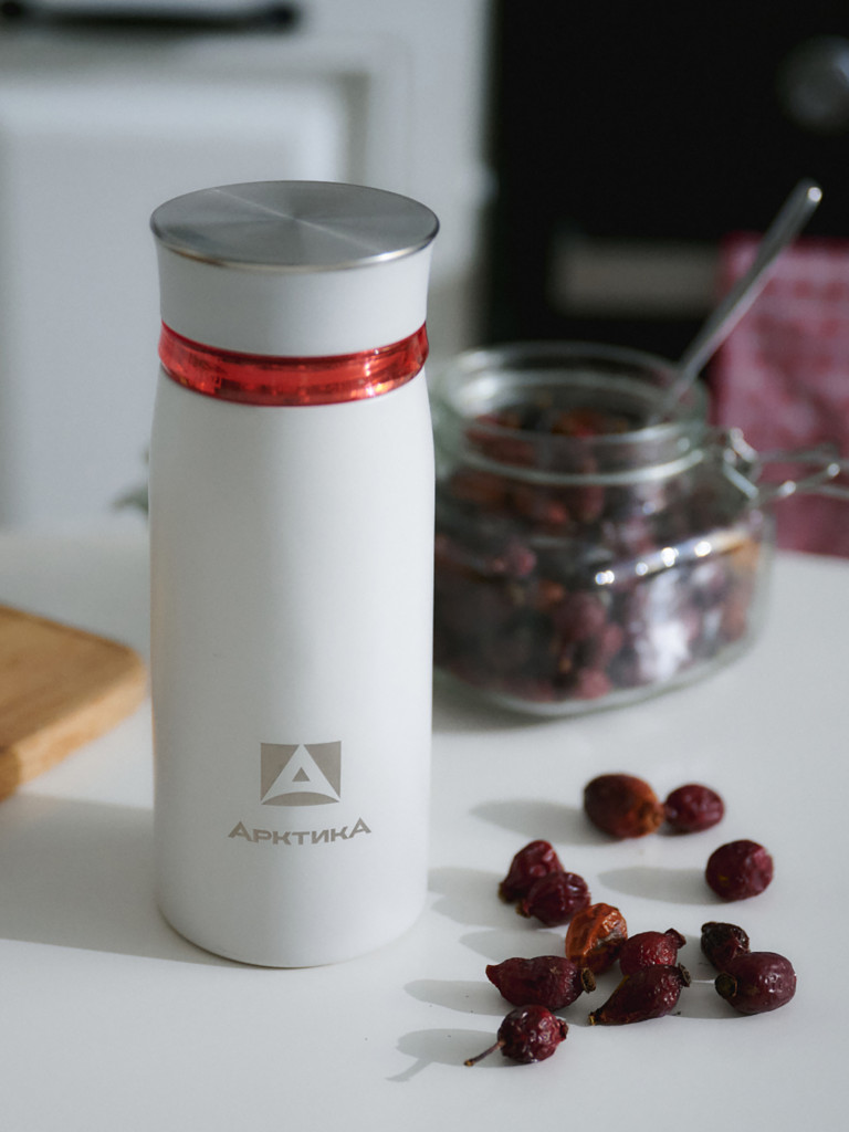 Термокружка Арктика 715 с ситечком 320 мл, белая