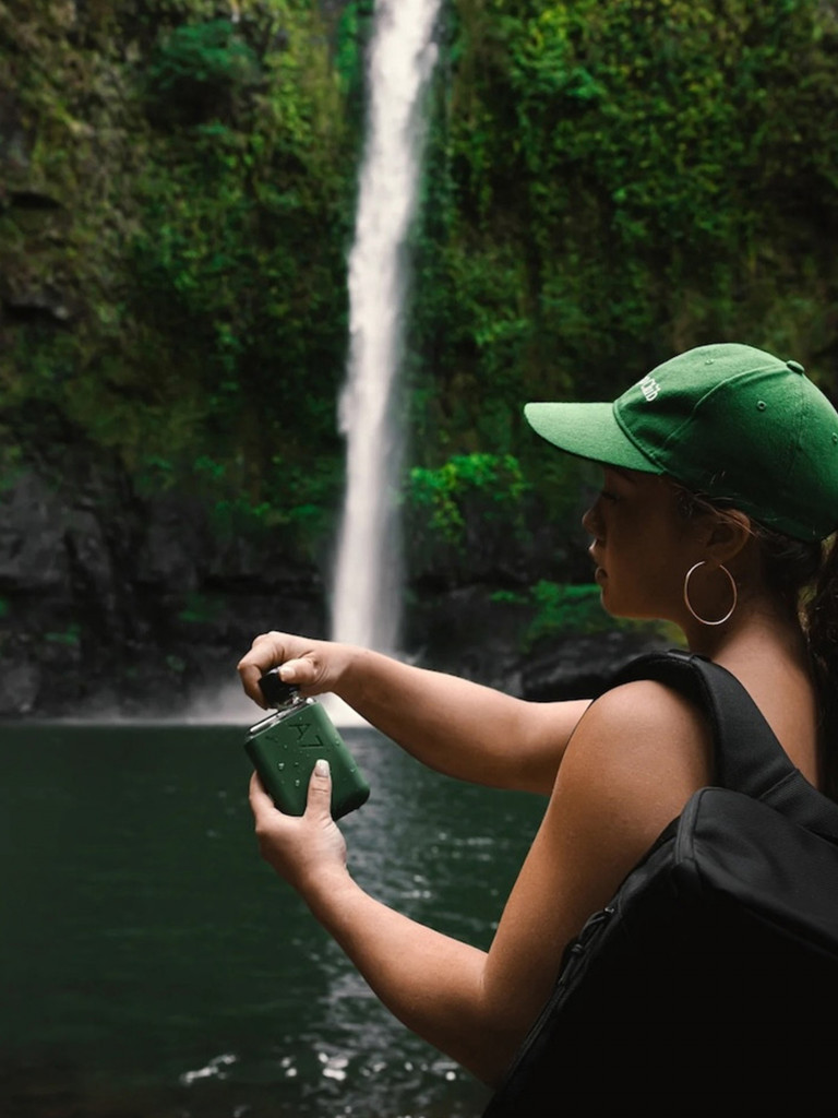 Бутылка с силиконовым чехлом Memobottle A7, зеленый