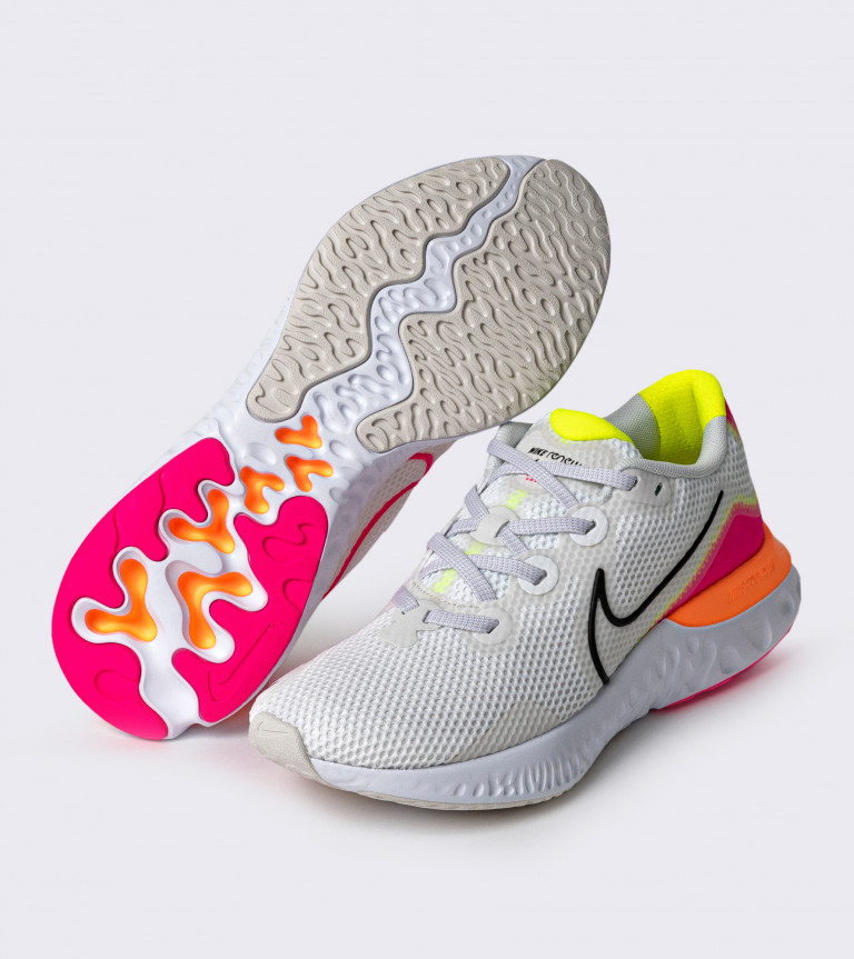 Кроссовки женские Nike Renew Run