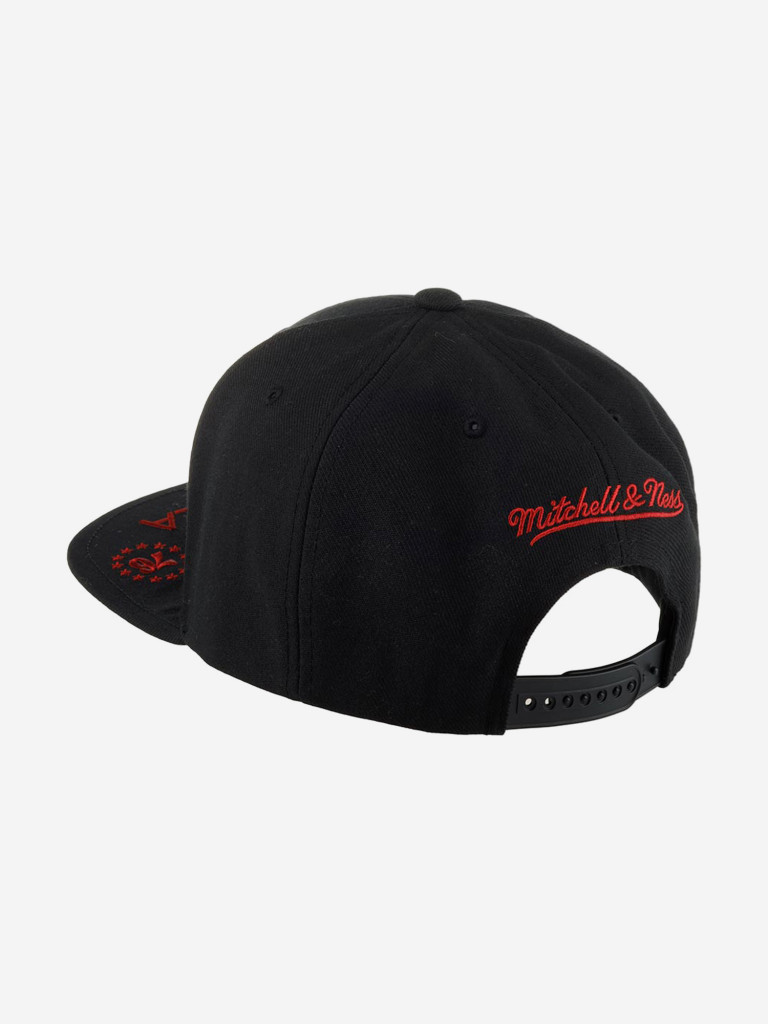 Бейсболка с прямым козырьком MITCHELL NESS HHSS2997-P76YYPPPBLCK Philadelphia 76Ers NBA (черный)