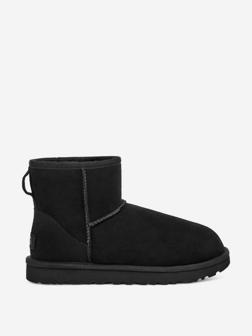 Ботинки утепленные женские UGG Classic Mini II Черный 23999₽