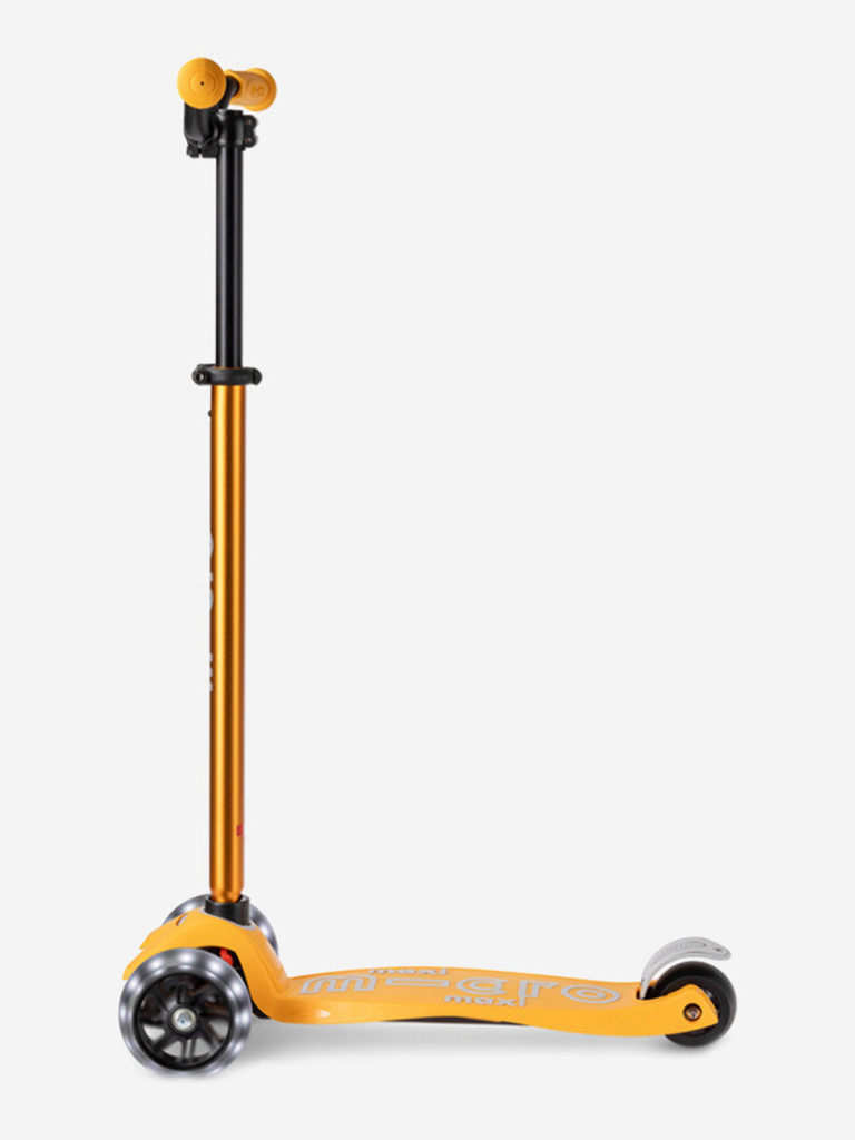 Самокат Micro Maxi Deluxe Pro LED 2025