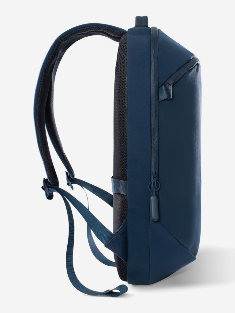 Рюкзак для ноутбука до 16" XD Design Bobby Air (P706.3225), темно-синий