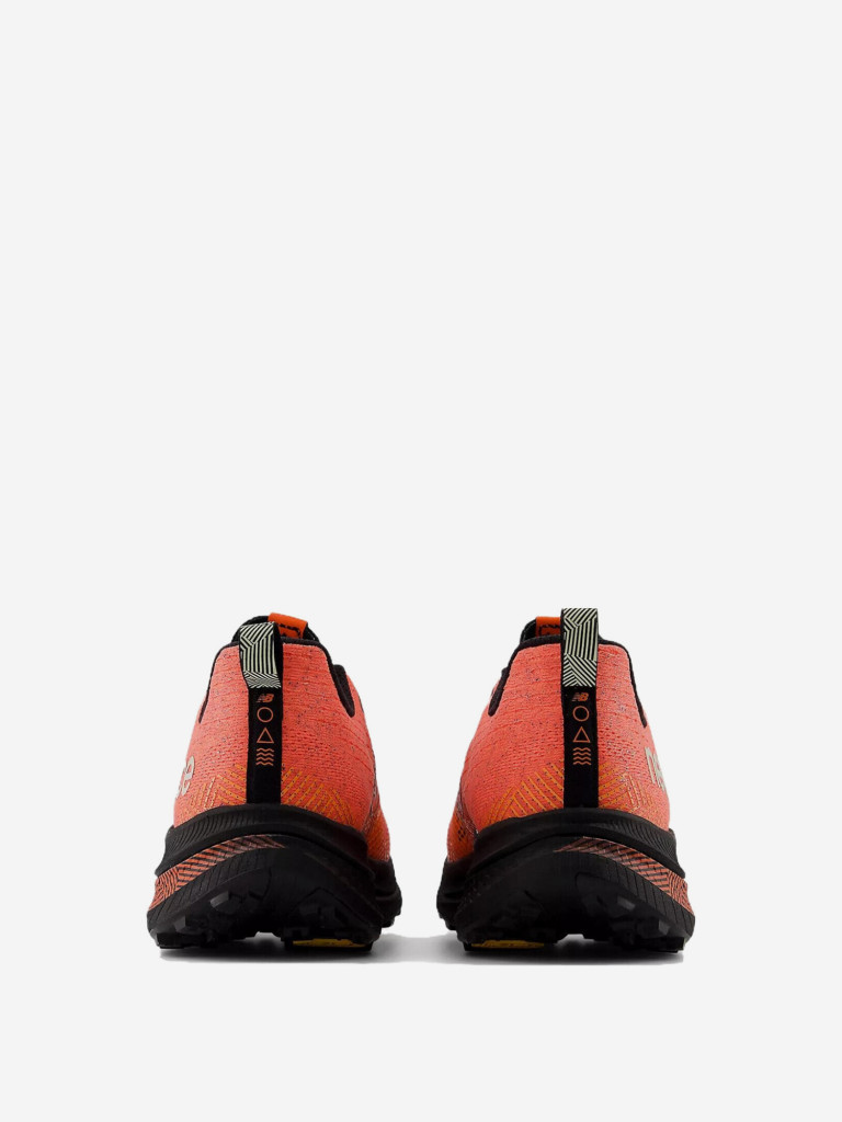 Кроссовки женские New Balance FuelCell SuperComp Trail