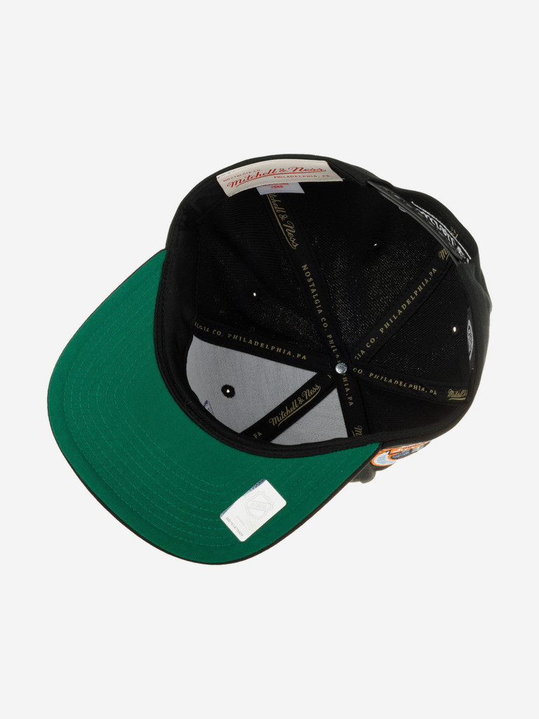 Бейсболка с прямым козырьком MITCHELL NESS HHSS6743-NYAYYPPPBLCK New York Rangers NHL (черный)