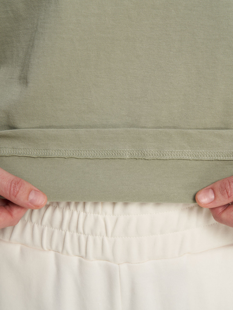 Футболка женская Columbia Rolling Bend Graphic Relaxed Crop SS