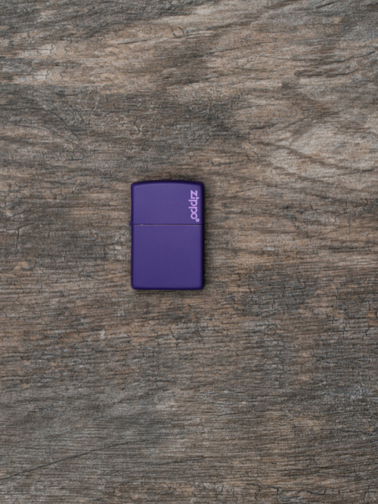 Зажигалка бензиновая ZIPPO 237ZL Classic Logo Purple Matte