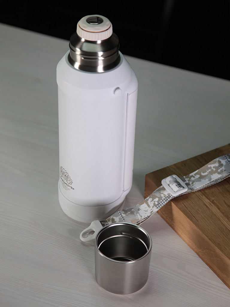 Термос 1.8л СИБИРЬ "Белый клевер" с плечевым ремнем