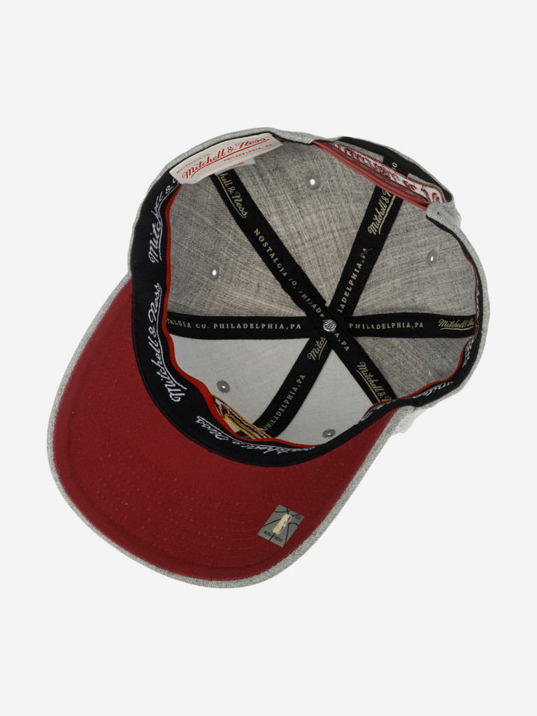 Бейсболка MITCHELL NESS HHSS3273-CCAYYPPPGYHT Cleveland Cavaliers NBA (серый)