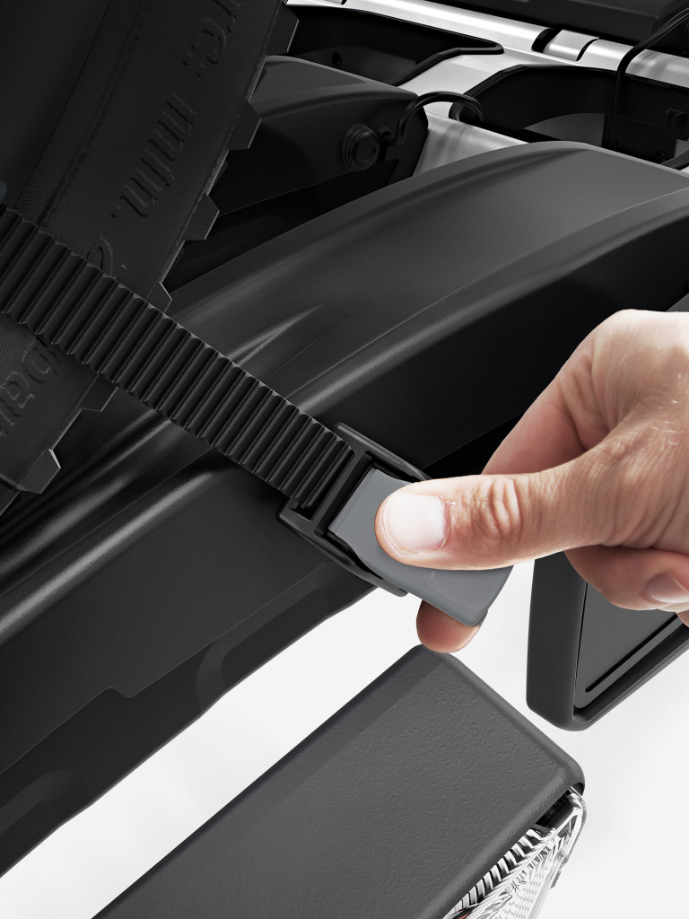 Велокрепление на автомобиль THULE Easy Fold XT 933 на фаркоп для 2-х велосипедов