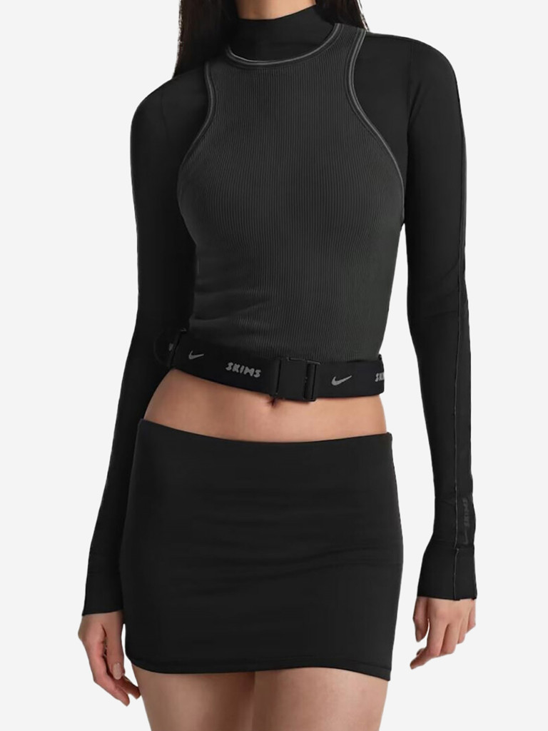 Шорты Nike SKIMS