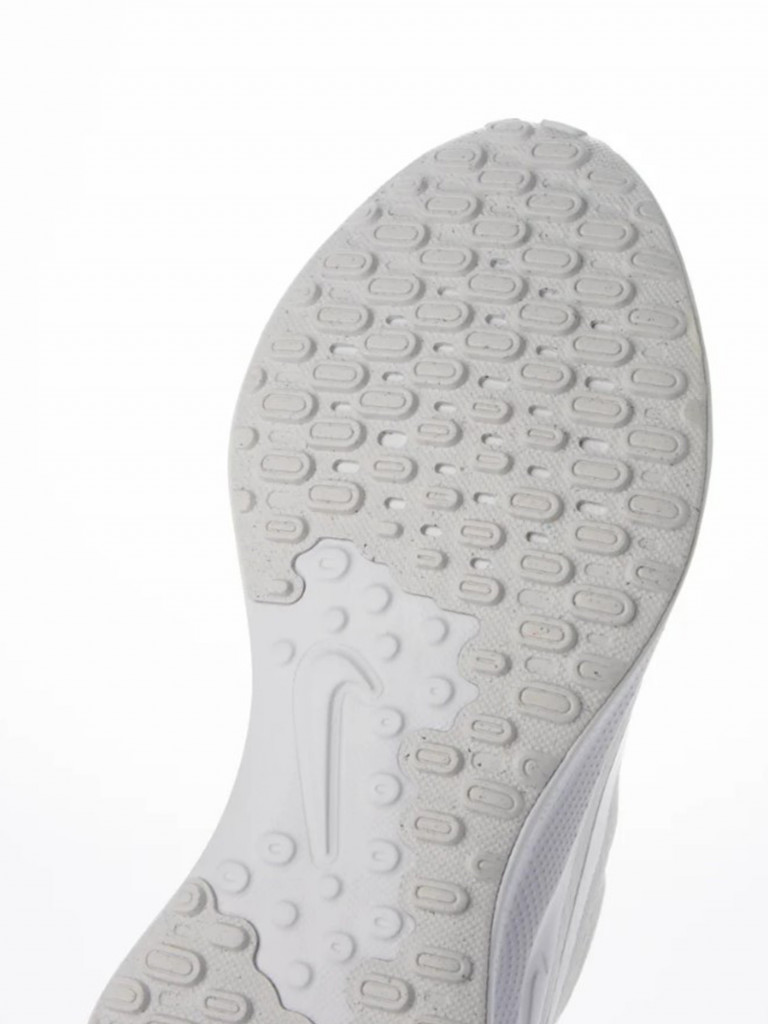 Кроссовки женские Nike Revolution 7