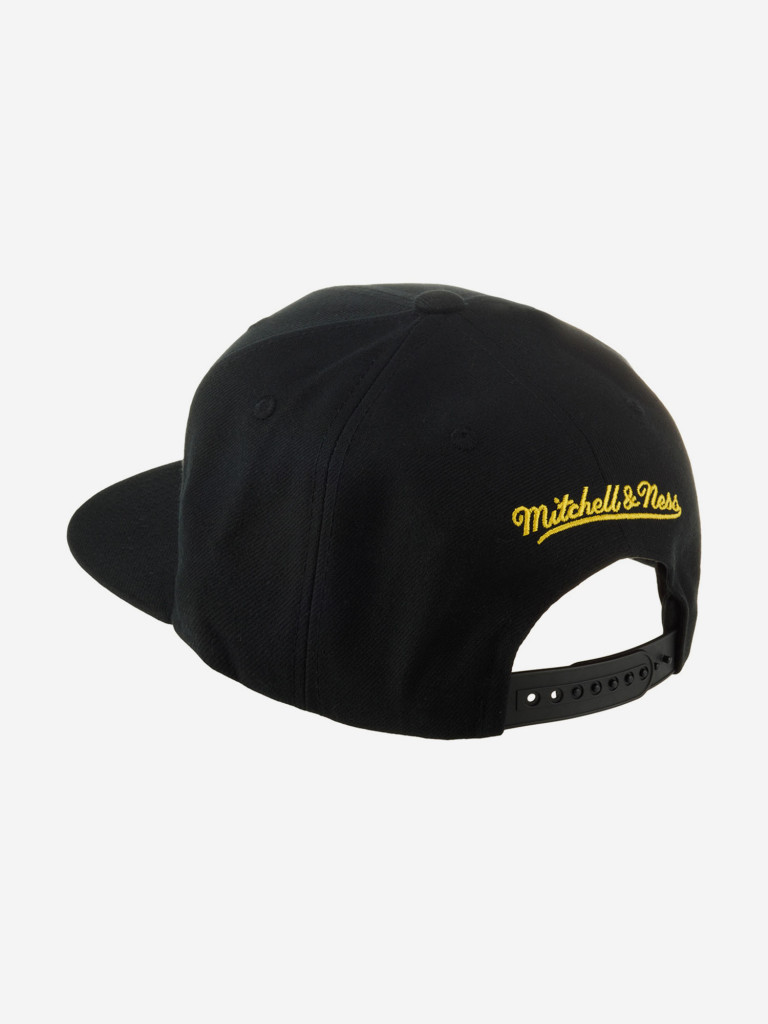Бейсболка с прямым козырьком MITCHELL NESS HHSS5820-LALYYPPPBLCK Los Angeles Lakers NBA (черный)