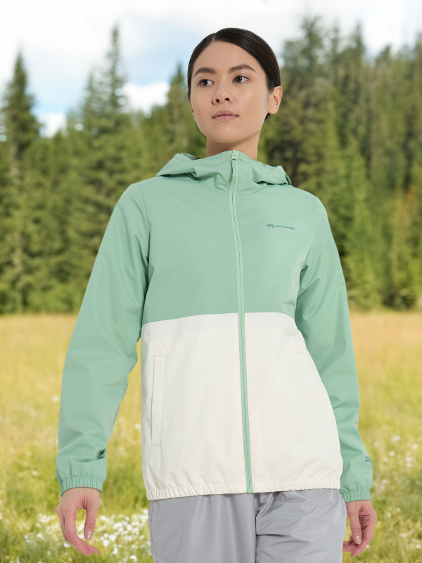Ветровка женская Outventure арт. 134825 белый/зеленый цвет — купить за 3999 руб., отзывы в интернет-магазине Спортмастер