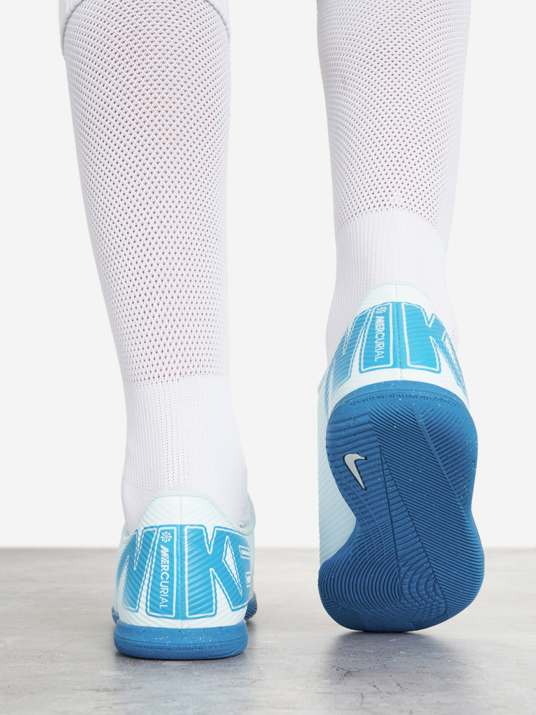 Бутсы для мальчиков Nike Jr Vapor 16 Club Ic