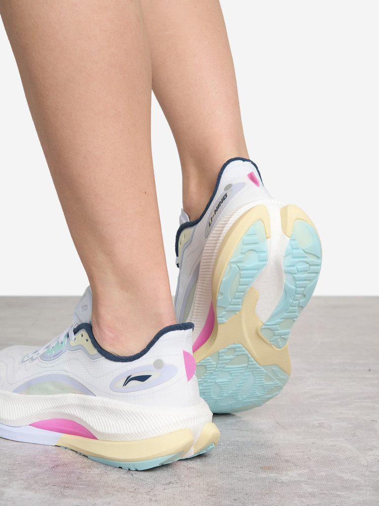 Кроссовки женские Li-Ning Yueying 4 Pro