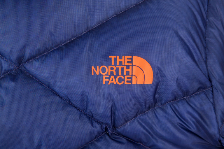Пуховик женский The North Face Supercinco