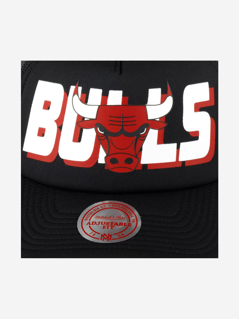 Бейсболка с сеточкой MITCHELL NESS HHSS5345-CBUYYPPPBLCK Chicago Bulls NBA (черный)