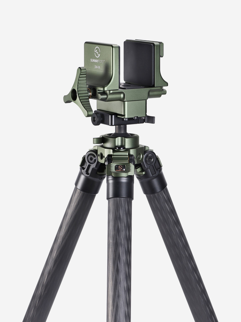 Штатив-трипод карбоновый Sunwayfoto T4030CSI-D с зажимом SM-86 под ложе