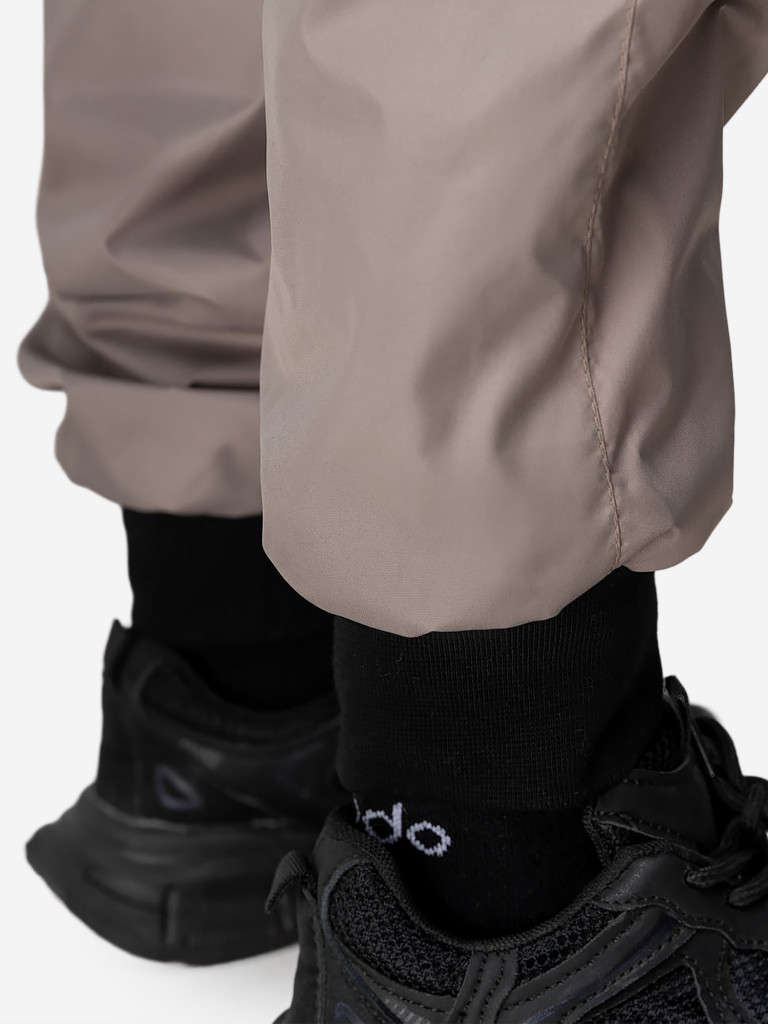 Брюки весенние bodo