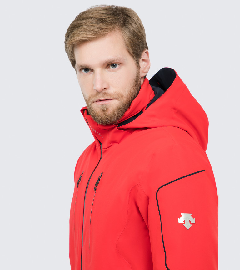 Descente Isak