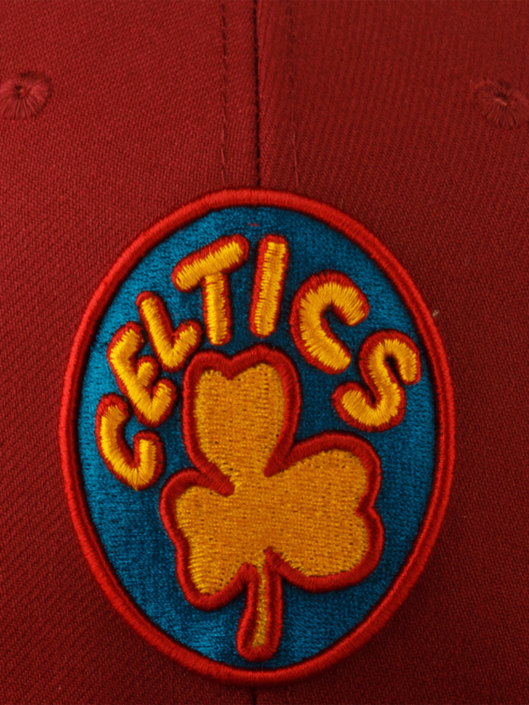 Бейсболка с прямым козырьком MITCHELL NESS 6HSFSH21251-BCECARD Boston Celtics NBA (малиновый)