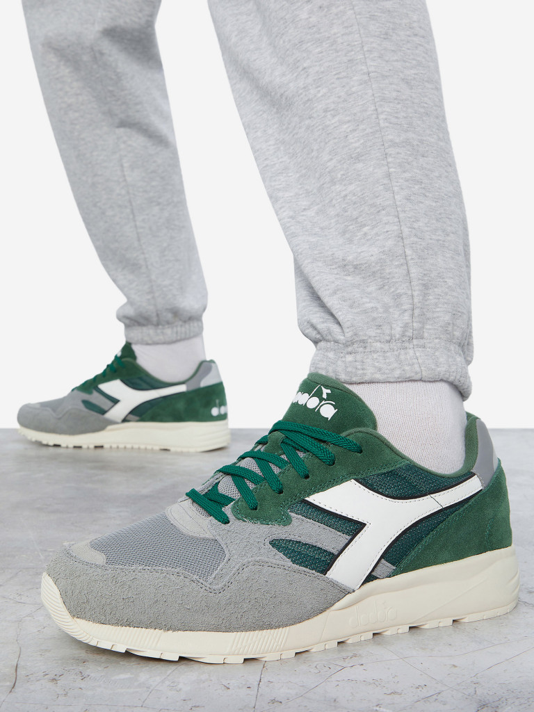 Diadora N902 Hairy Suede