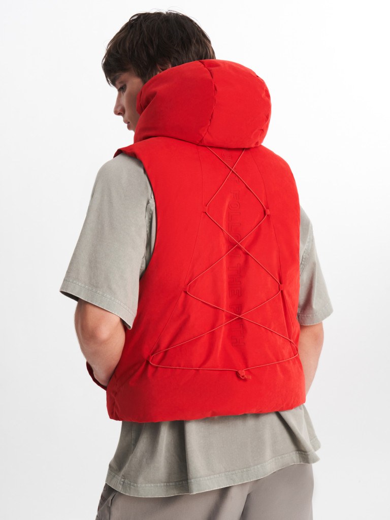 Жилет утепленный оверсайз Demix x AYTΛO