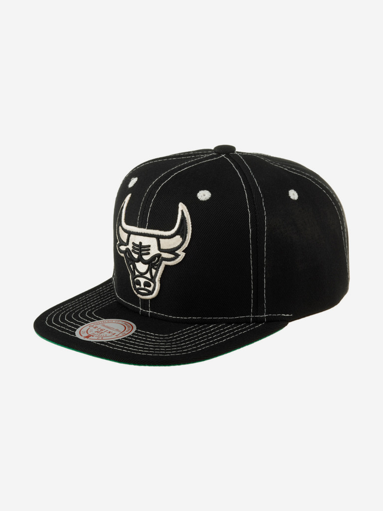 Бейсболка с прямым козырьком MITCHELL NESS HHSS7347-CBUYYPPPBLCK Chicago Bulls NBA (черный)