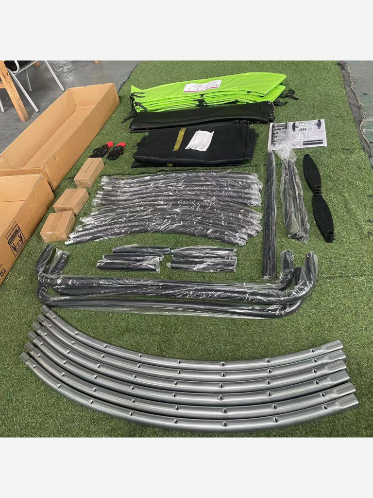 Батут детский каркасный JUMPY JUMP 8FT с защитной сеткой диаметр 244 см зеленый