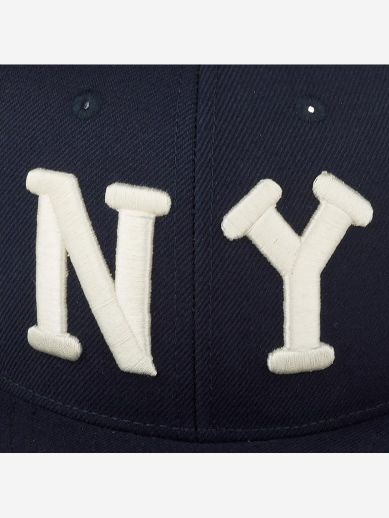 Бейсболка с прямым козырьком AMERICAN NEEDLE 21006B-NBY New York Black Yankees Archive 400 NL