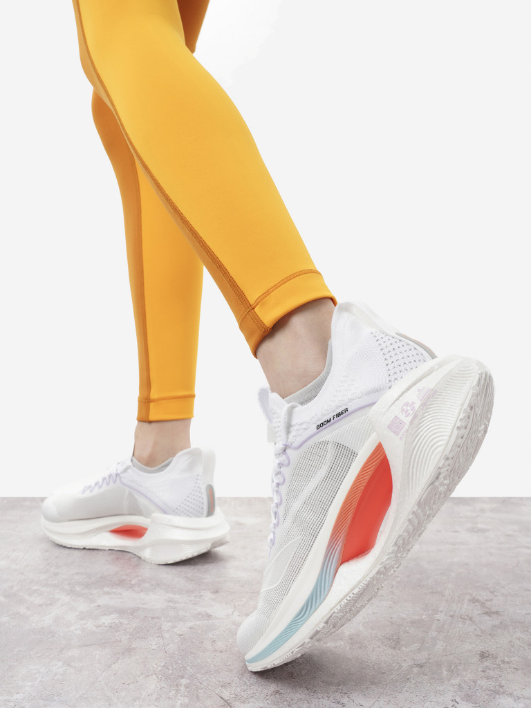 Кроссовки женские Li-Ning Shadow Essential 2023