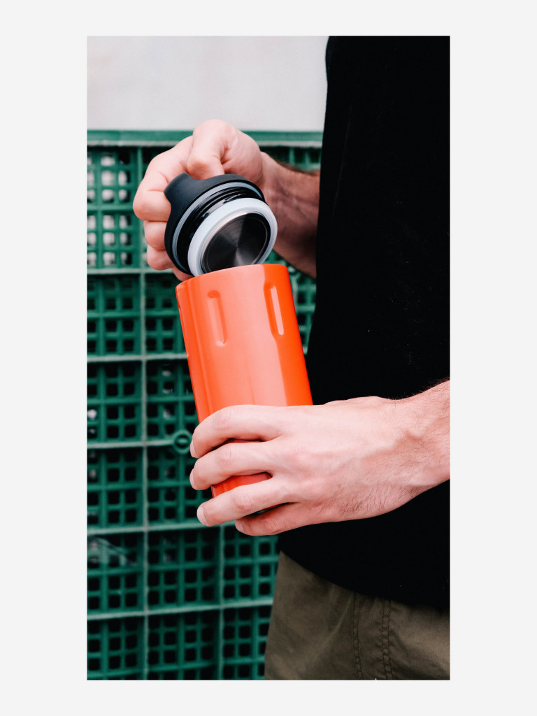 Термокружка BOBBER Bottle с ручкой 770 мл, тепло до 10 часов, красный