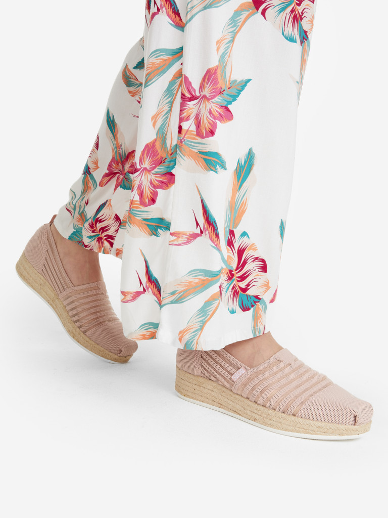 Слипоны женские Skechers Highlights 2.0 Homestretch