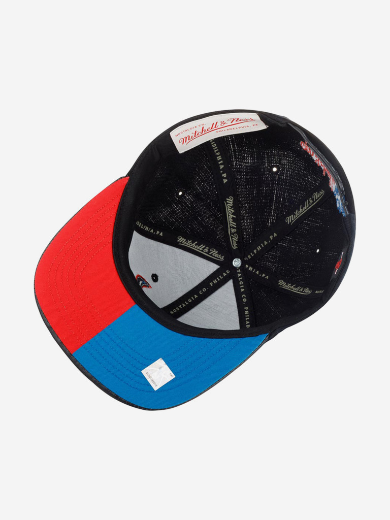 Бейсболка с прямым козырьком MITCHELL NESS 6HSSMM19227-CBUBLCK Chicago Bulls NBA