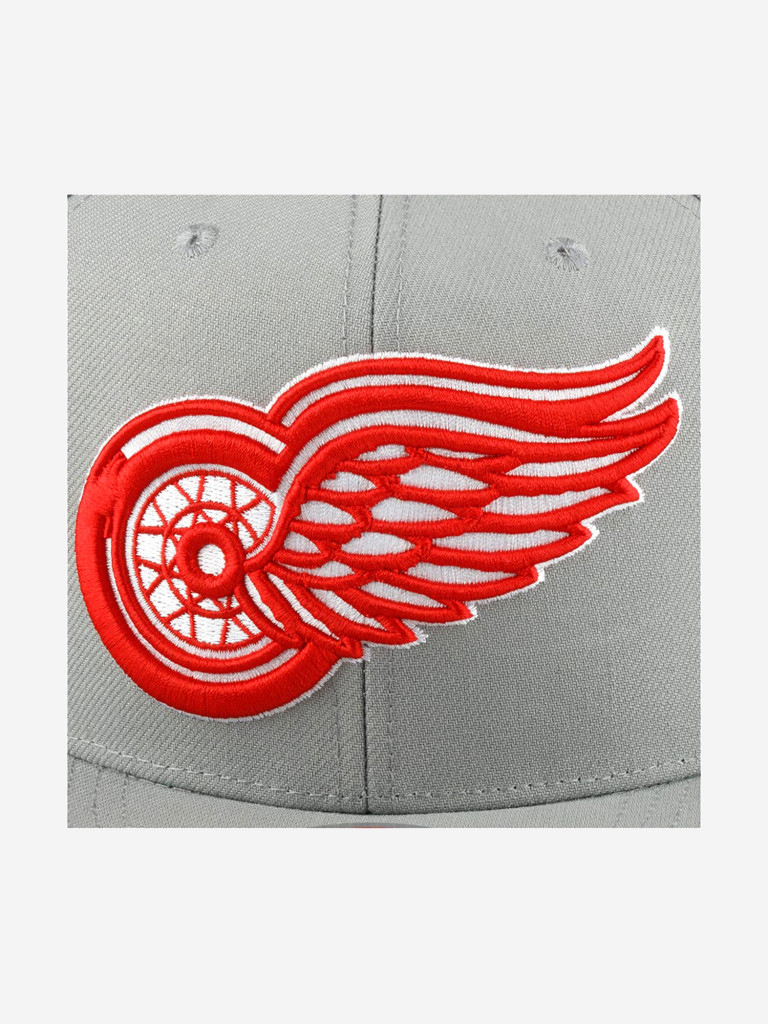 Бейсболка с прямым козырьком MITCHELL NESS 6HSSDX22015-DRWGREY Detroit Red Wings NHL (серый)