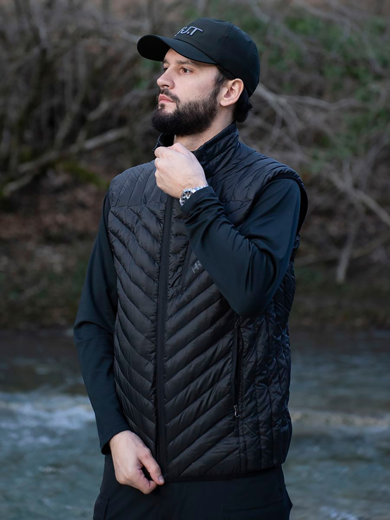 Жилет HUT TAIGA мужской утепленный черный