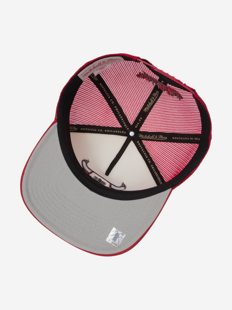 Бейсболка с сеточкой MITCHELL NESS HT12897-CBUCREA Chicago Bulls NBA