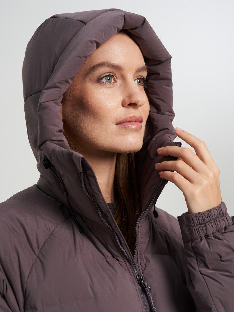 Ультралегкий пуховик женский Mountain Hardwear Stretchdown Parka
