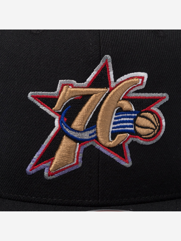Бейсболка с прямым козырьком MITCHELL NESS HS11486-P76BLCK Philadelphia 76Ers NBA (черный)