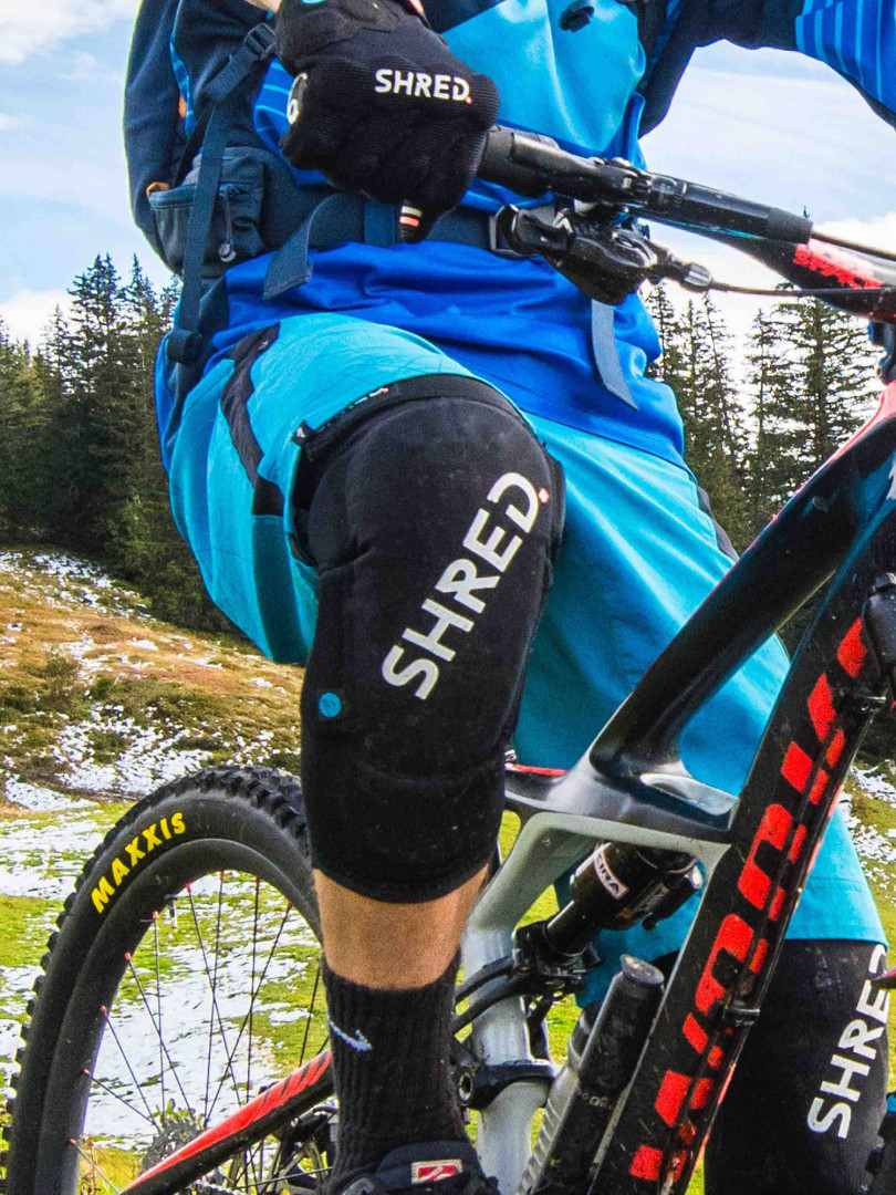 фото Наколенники shred flexi enduro, черный