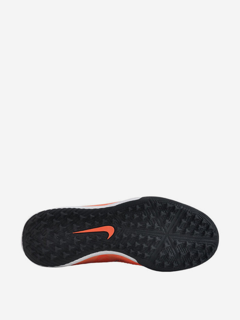 Бутсы футбольные Nike