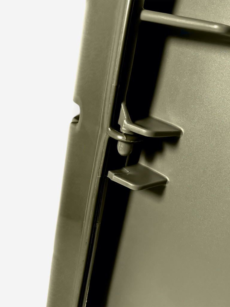 Ящик экспедиционный IRIS OHYAMA RV BOX 400, x аки, 28 литров 42x37,5x33 см.