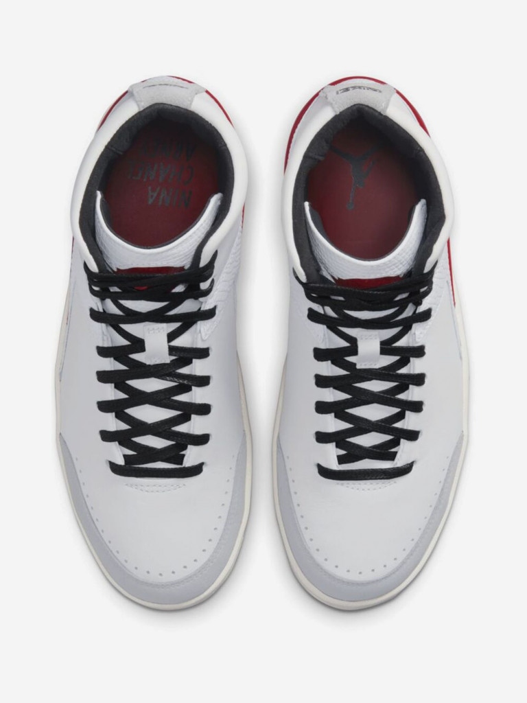 Кроссовки женские Jordan 2 Retro SE Nina Chanel Abney DQ0558-160