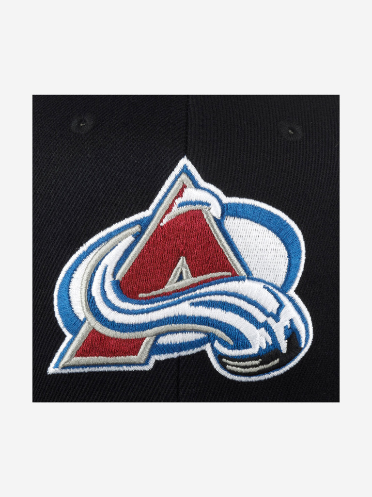 Бейсболка MITCHELL NESS HHSSINTL1245-CAVBLCK Colorado Avalanche NHL (черный)