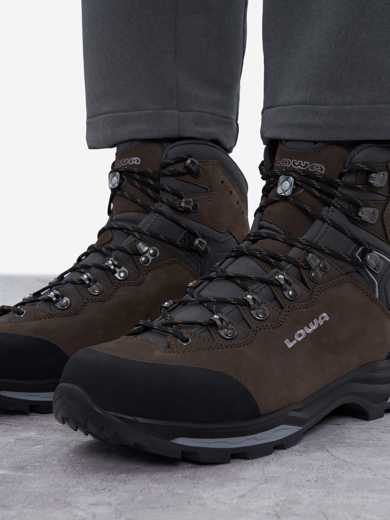 Ботинки мужские Lowa Camino Evo GTX